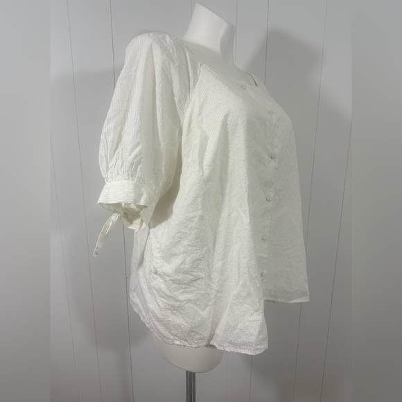 Lauren Conrad Sz 3X Ivory Short Sleeve Boho Top Shirt Button Front Swiss Dots - Picture 2 of 9